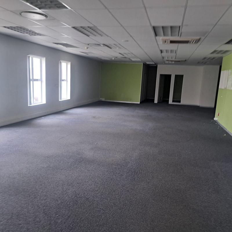 To Let commercial Property for Rent in Walmer Eastern Cape